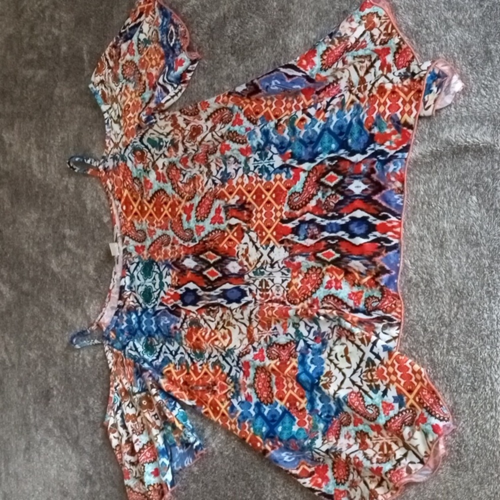 Boston Proper multicolor cold shoulder top with handkerchief hem